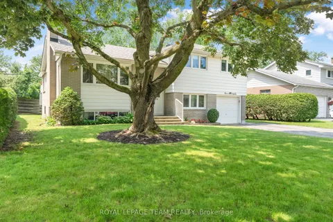 1166 Castle Hill Crescent, ON K2C 2A8