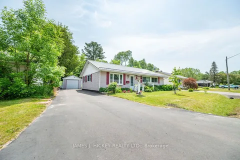 28 Lasalle Drive, ON K0J 1P0