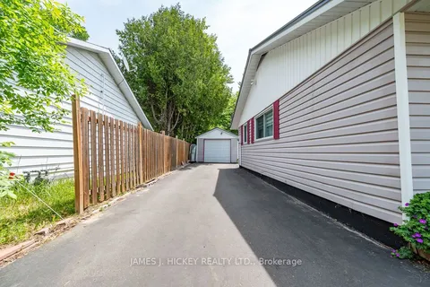 28 Lasalle Drive, ON K0J 1P0