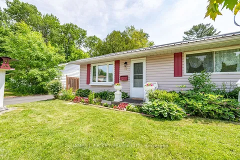 28 Lasalle Drive, ON K0J 1P0