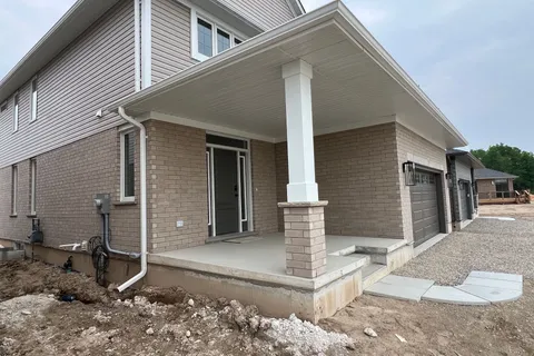 39 Hemlock Crescent, ON N5H 0C1