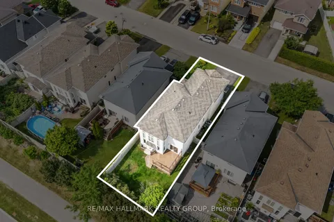 1933 SCHROEDER Crescent, ON K4A 4P8