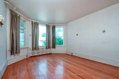 11 Elmsley Street, ON K7A 3P1