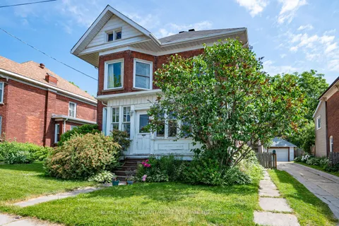 11 Elmsley Street, ON K7A 3P1