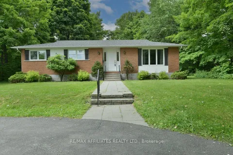 515 Bridge Street, ON K7C 3J3