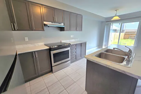 471 Linden Drive, ON N3H 0C3