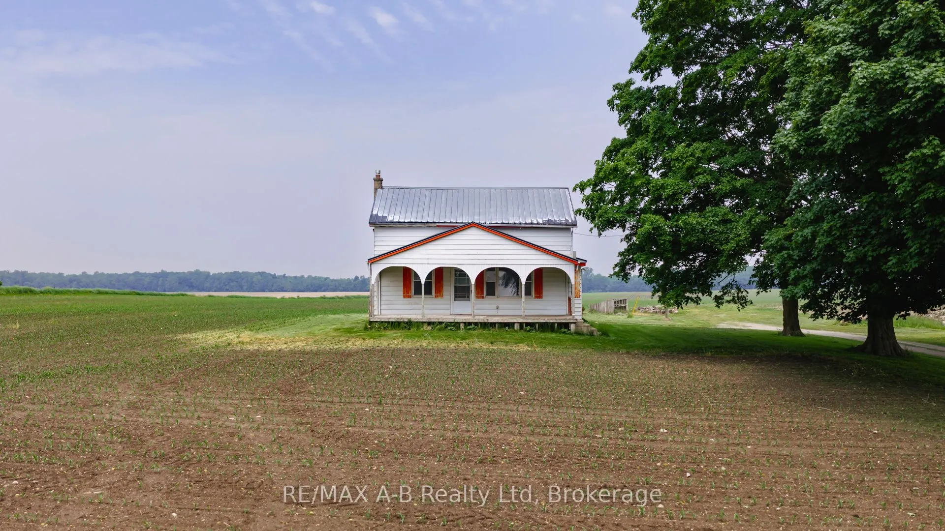 17570 Elginfield Road, ON N4X 1C6
