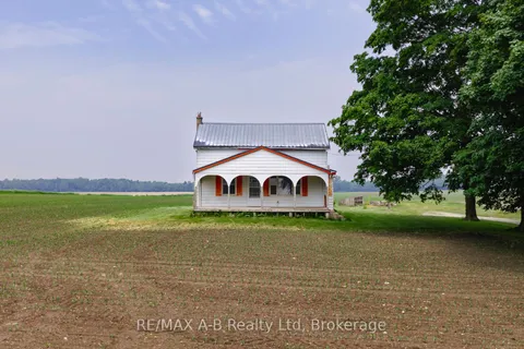 17570 Elginfield Road, ON N4X 1C6