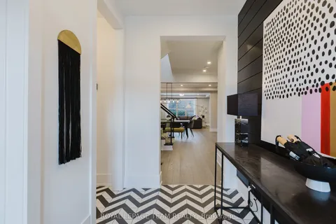 151 Tonic Crescent, ON K2K 1X7