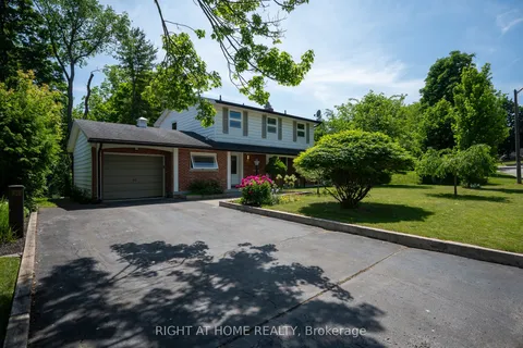 85 Robinhood Drive, ON L9H 4G2
