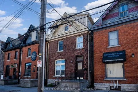 240 Wellington Street, ON K7K 2Y8