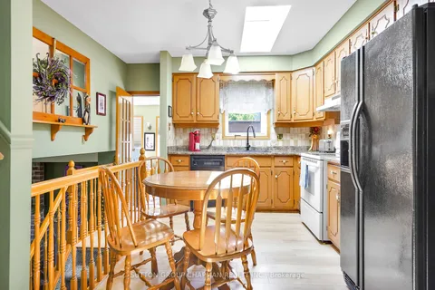 95 Acorn Place, London North, ON N6G 4J4