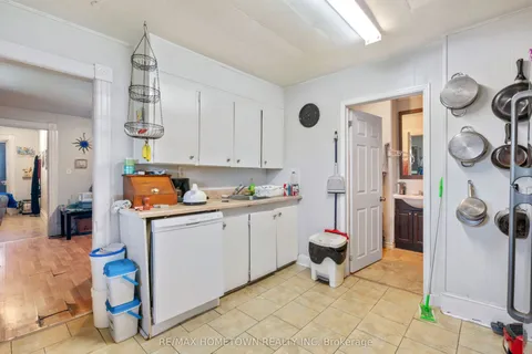 256 Ann Street, ON K0E 1T0