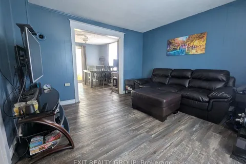 17 Meyers Street, ON K8V 1W5