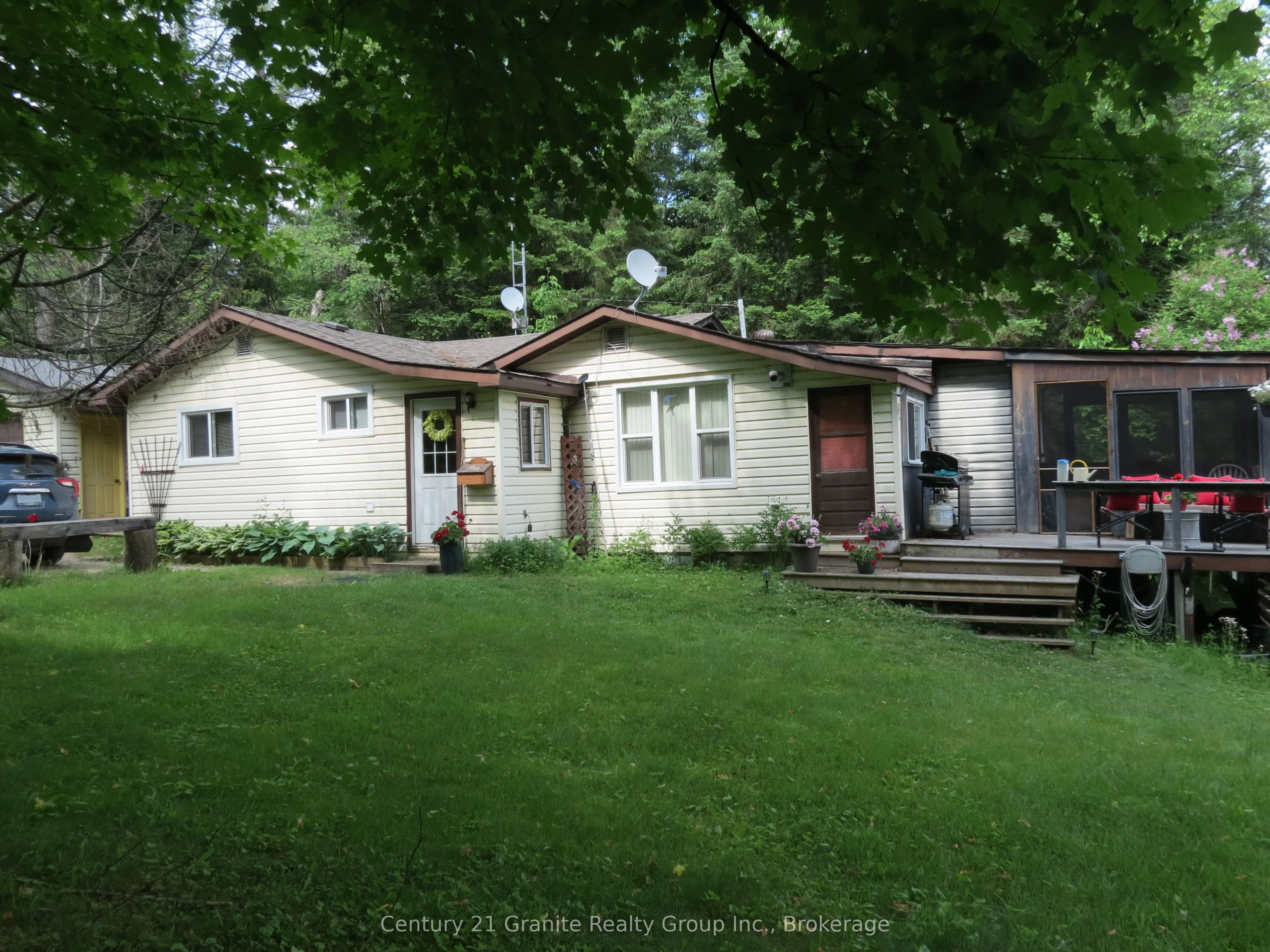 10208 County Rd 503 Road, ON K0M 1R0