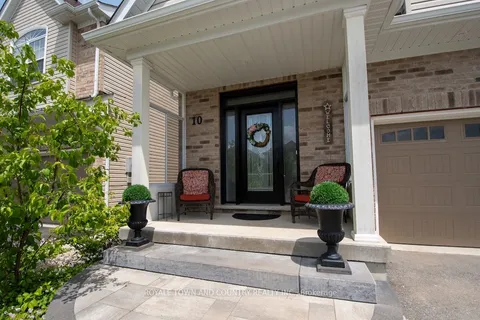 10 Silverbrook Avenue, ON K9V 0L9