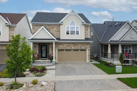 10 Silverbrook Avenue, ON K9V 0L9