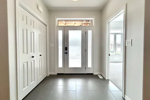 33 Athabaska Drive, ON K8N 0T1