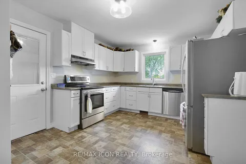 103 Brock Street, ON N4G 2A1