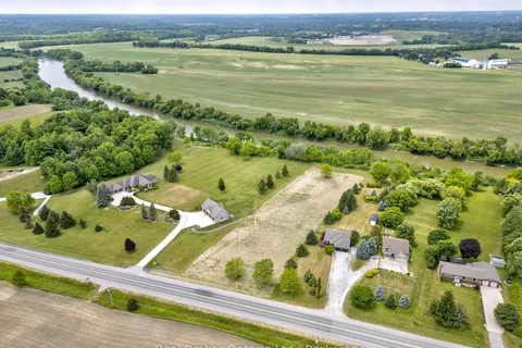 307 Brant County 18 Road, ON N3T 5L9