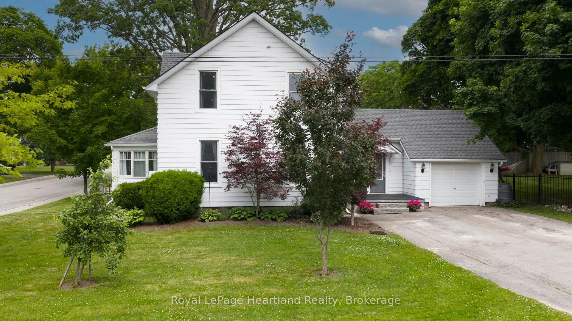 131 Rattenbury Street, ON N0M 1L0