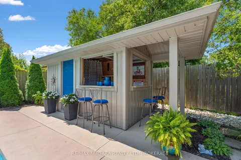 69 MacKenzie King Avenue, ON L2R 7K6
