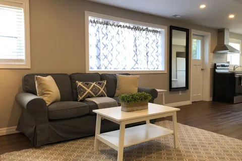84 Maple Drive, ON K8P 2R2