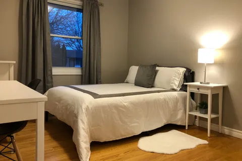 32 Harvest Crescent, ON K8P 4M3