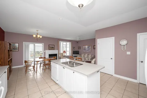 11 Sidare Court, ON L3M 4E8