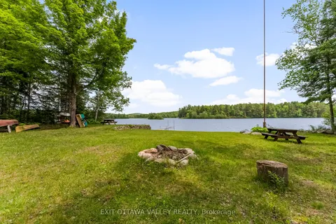1478 Kamaniskeg Lk Road, ON K0J 1L0