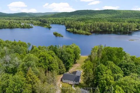 1478 Kamaniskeg Lk Road, ON K0J 1L0