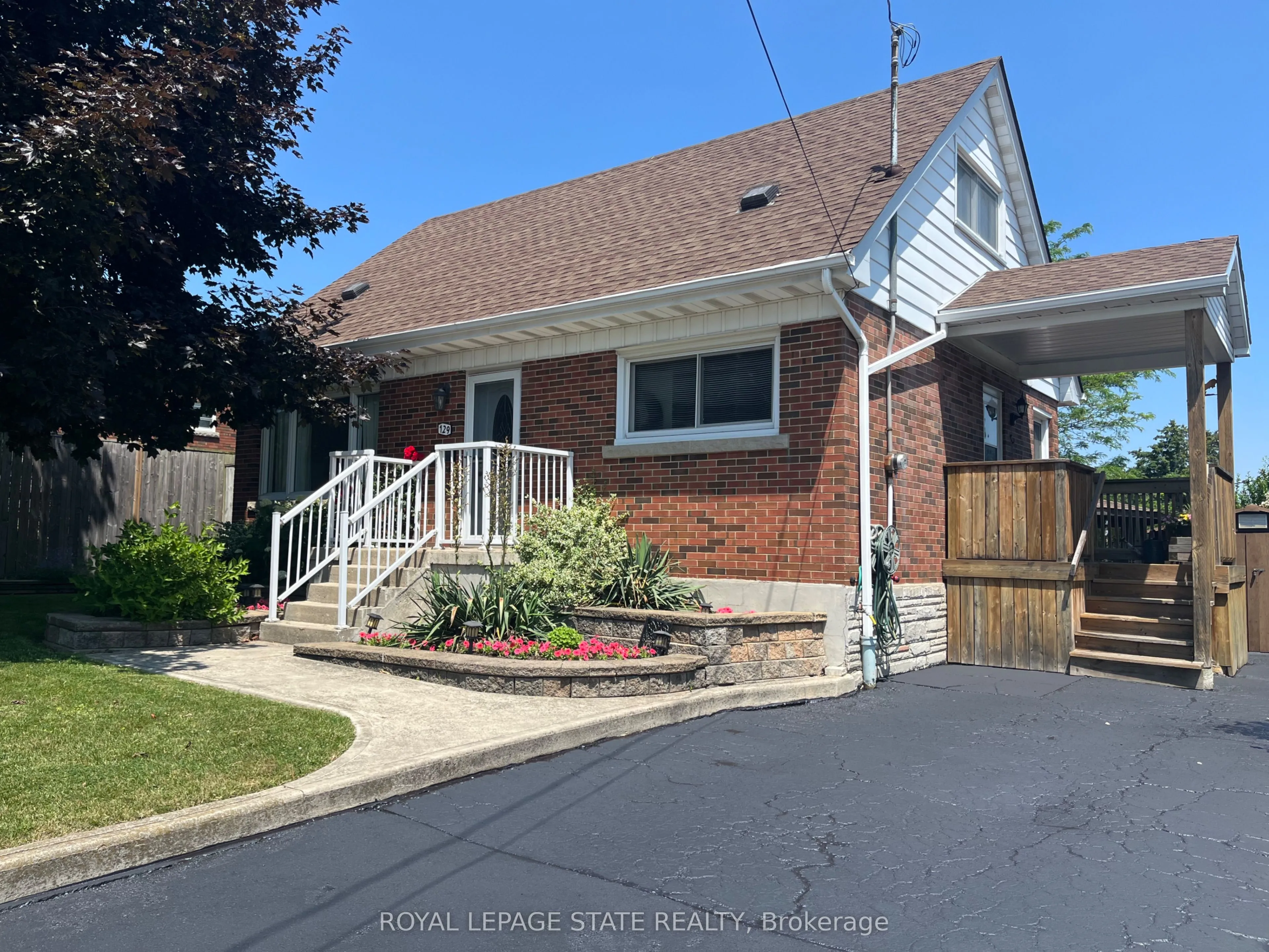 129 Broker Drive, ON L8T 2B9