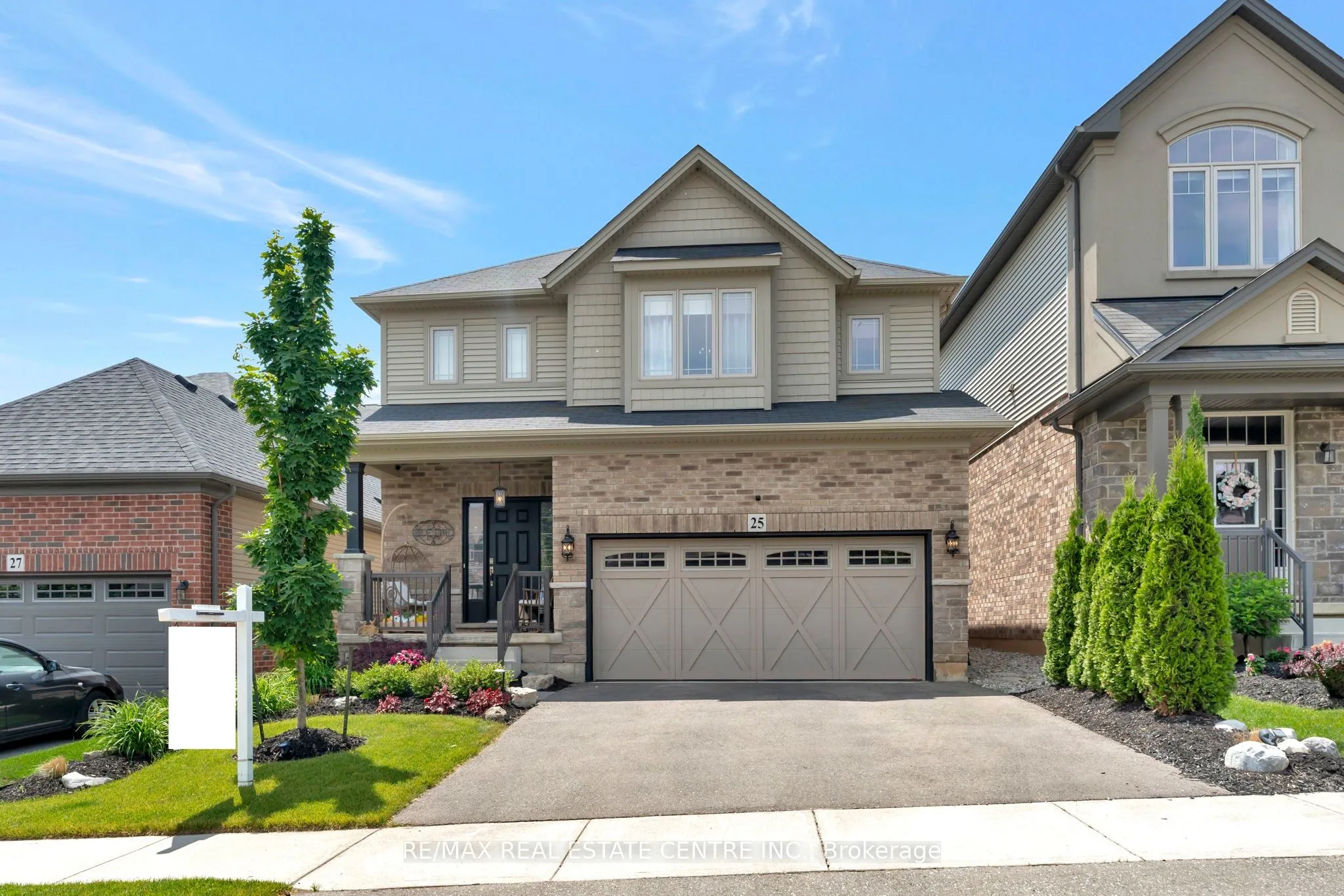 25 Vic Chambers Place, ON N3L 3Z9