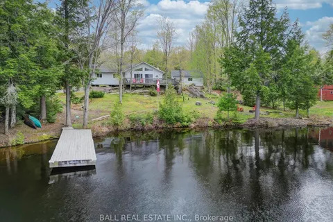 305 Terry's Lane, Addington Highlands, ON K0L 1W0