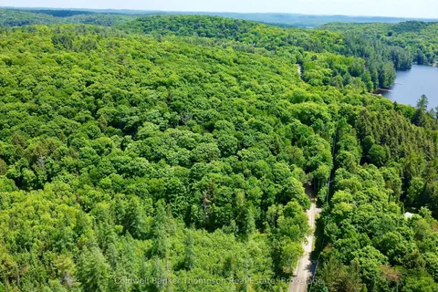 265 Sharon Drive, Huntsville, ON P1H 2J6