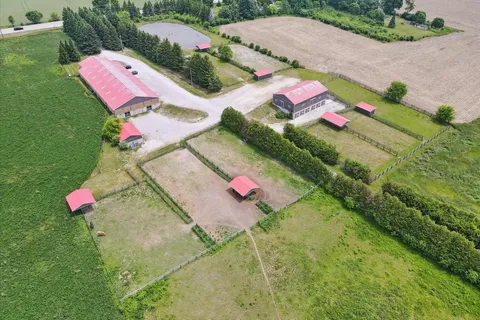 5072 Wellington  32 Road, ON N1H 6J4