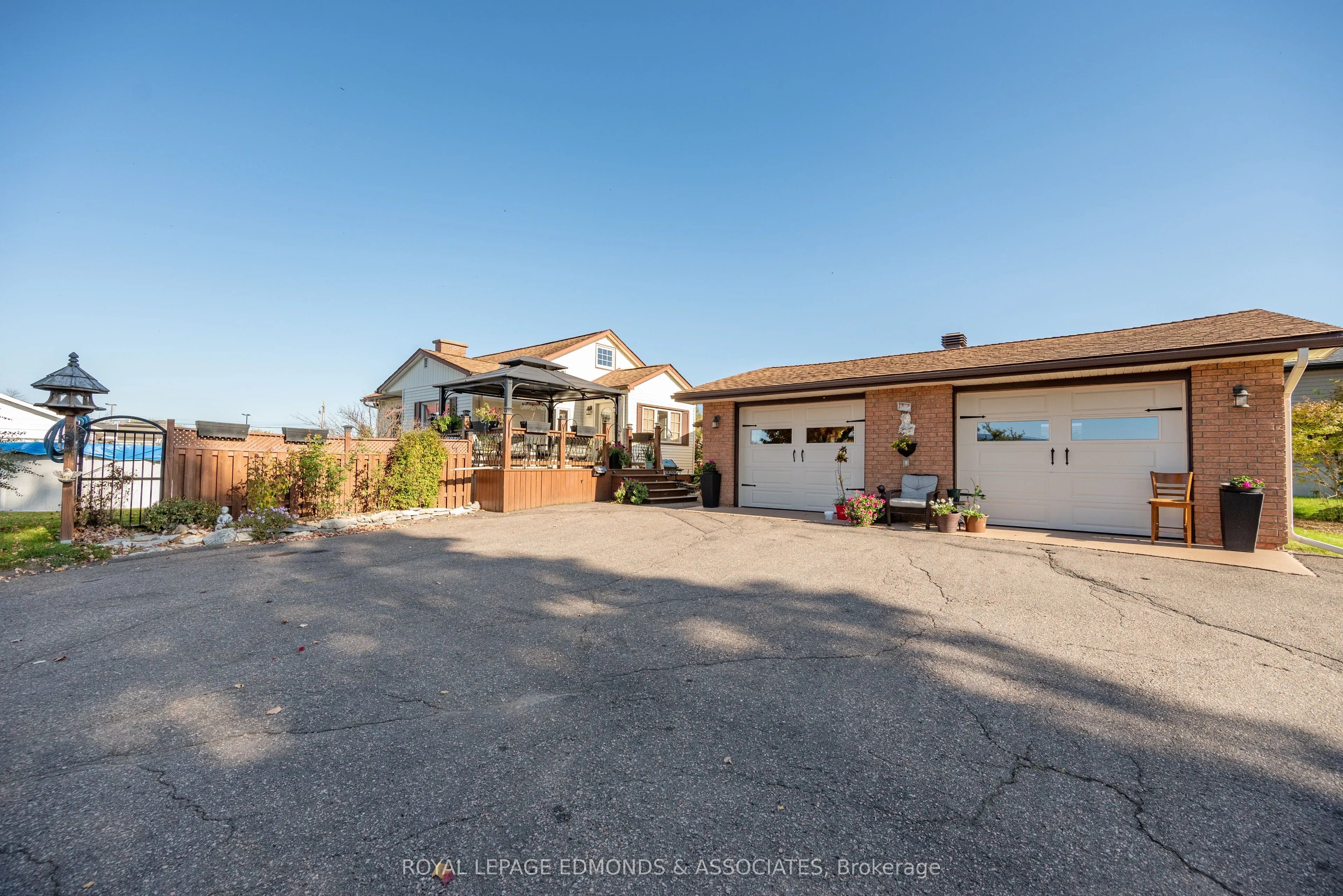1315 Blakely Crescent, ON K8A 6Z9