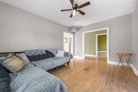197 Riverside Drive, ON L3C 5E3