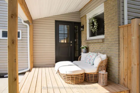 5 Winding Woods Crescent, ON N6G 3G3