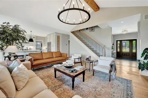 61 Hammond Road, ON N3T 5L4