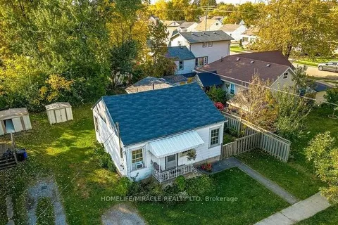 28 Douglas Street, ON L2A 3W4