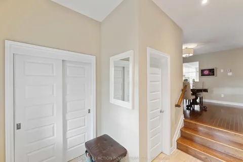 812 Ashenvale Way, ON K4A 0R3