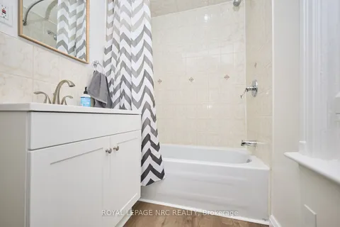 9 Asher Street, ON L3B 4H9