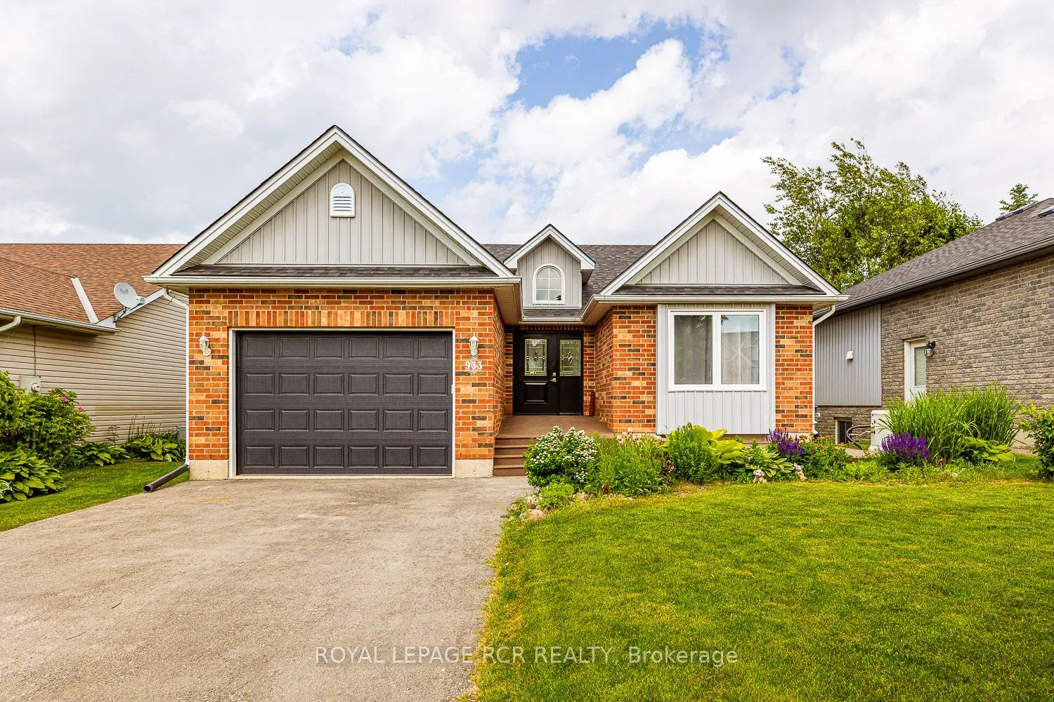933 Greenwood Crescent, ON L9W 2Y9