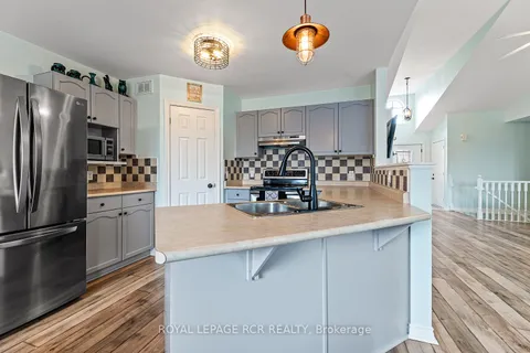 933 Greenwood Crescent, ON L9W 2Y9