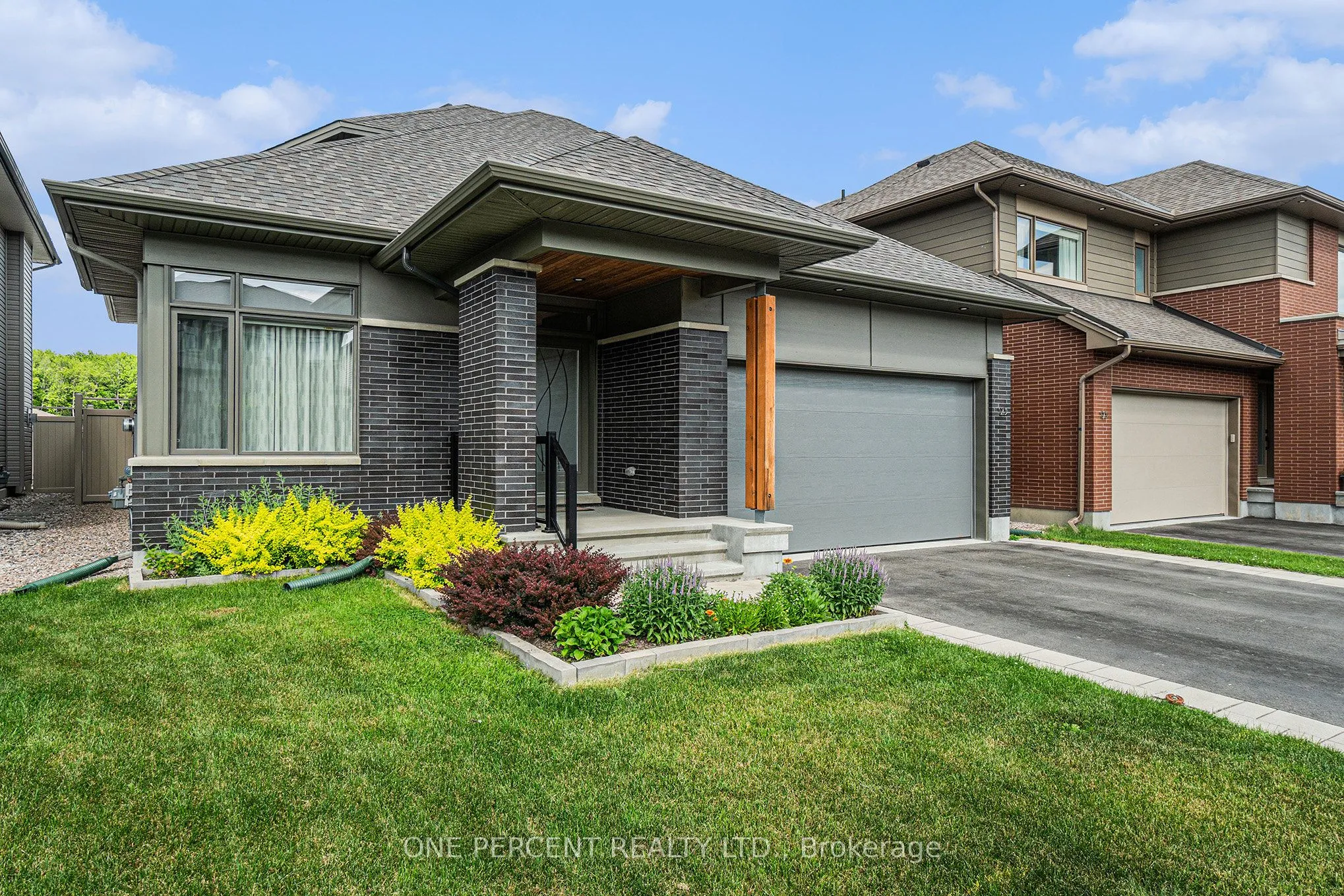 123 Pathfinder Way, ON K1X 0C9