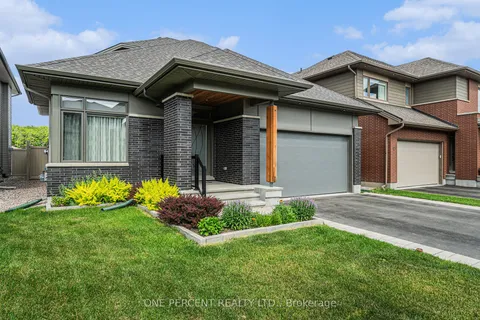 123 Pathfinder Way, ON K1X 0C9