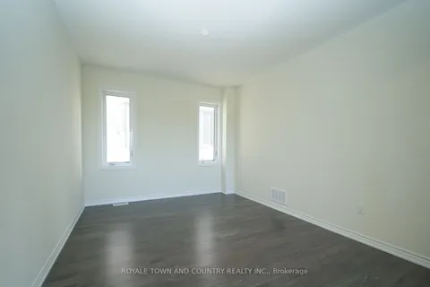 29 Hennessey Crescent, ON K9V 0P3