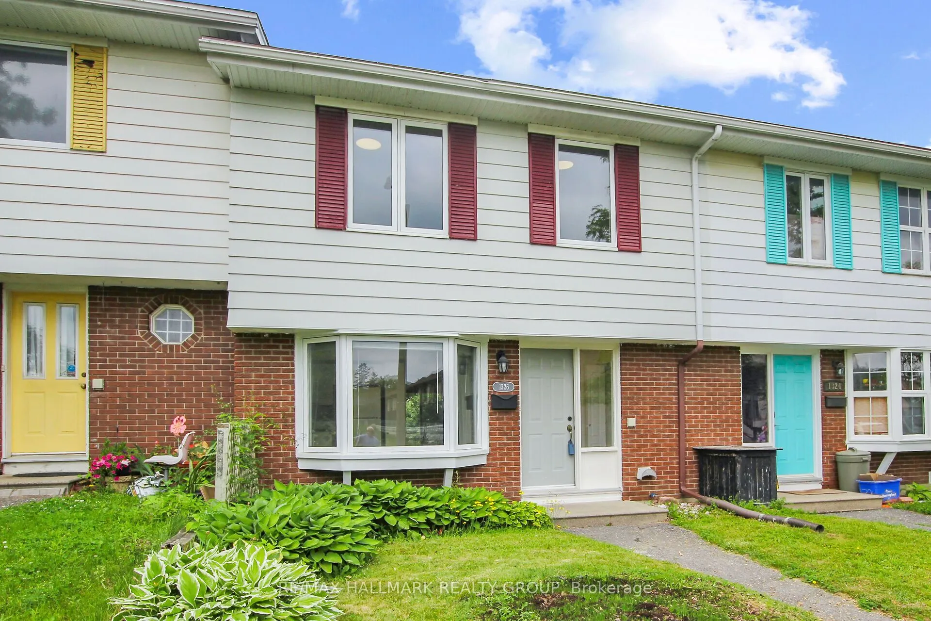 1326 Morrison Drive, ON K2H 7L9