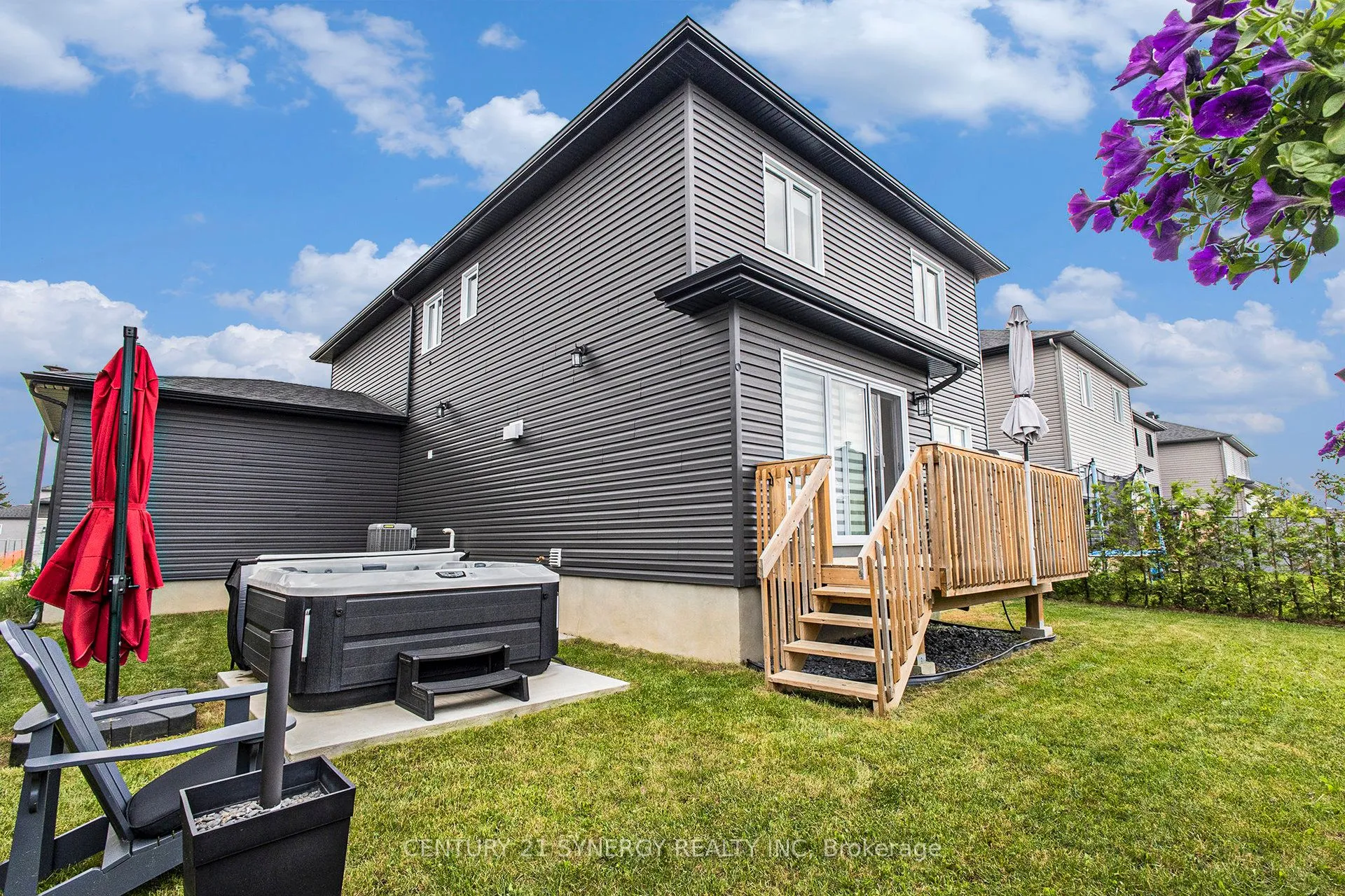 612 Geneva Crescent, ON K0A 1W0
